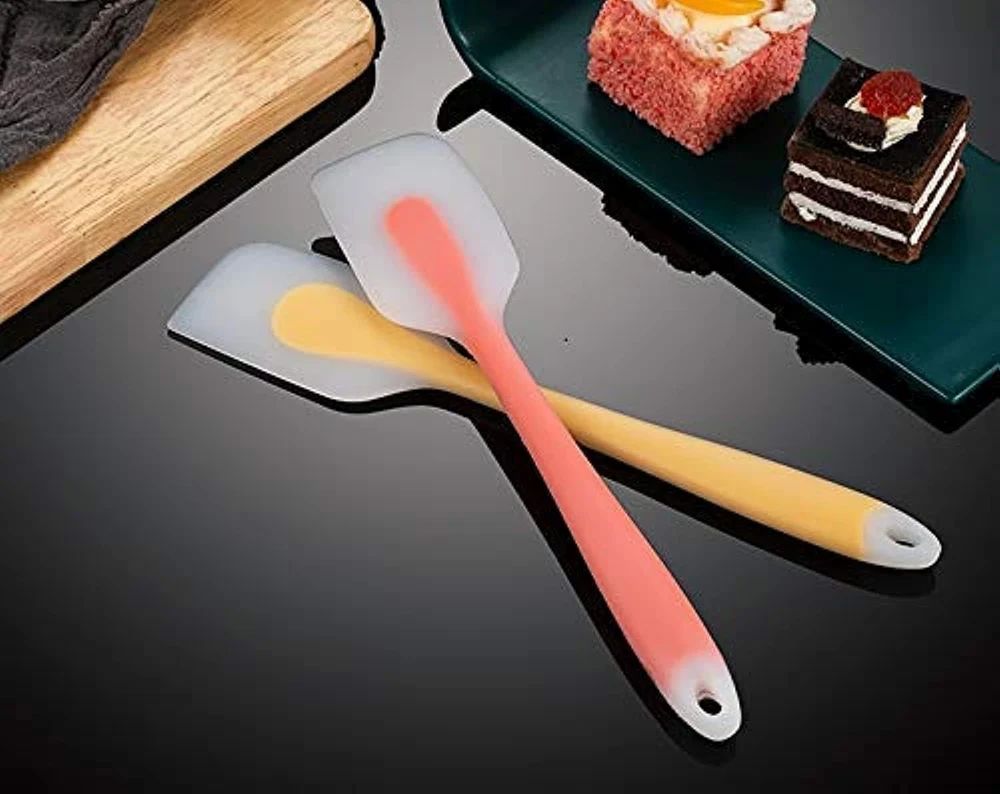 2 Silicone Heat Resistant  Flexible Spatulas